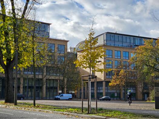 Bürofläche zur Miete provisionsfrei 12,50 € 2.070 m² Bürofläche teilbar ab 1.011 m² Rohrteichstraße 16-20 Schönefeld-Abtnaundorf Leipzig 04347