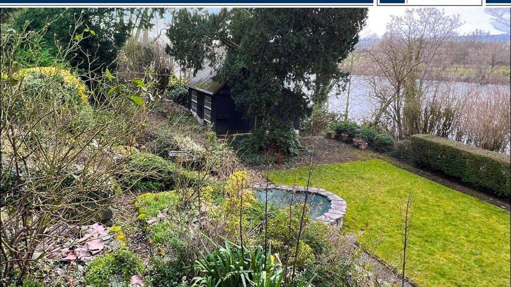 Maisonette zur Miete 2.600 € 8 Zimmer 215 m² 1. Geschoss Kelsterbach 65451