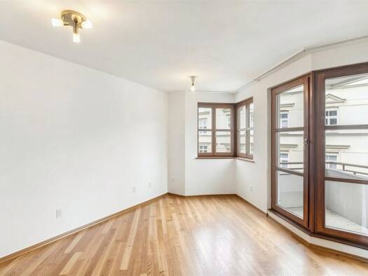 Wohnung zum Kauf 345.000 € 1 Zimmer 26,4 m² Maxvorstadt München 80799