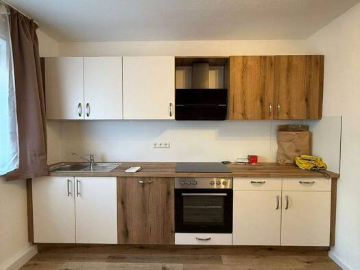 Studio zur Miete 720 € 2,5 Zimmer 61 m² 1. Geschoss frei ab 01.04.2026 Blumenstraße 2 Singen Singen (Hohentwiel) 78224