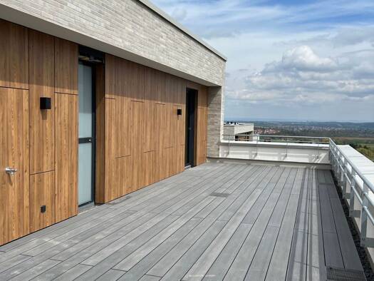 Penthouse zur Miete - Erstbezug 2.330 € 3 Zimmer 130,8 m² 4. Geschoss frei ab 01.08.2026 Jahnstraße 2 Leonberg 71229