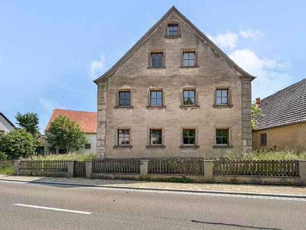 Einfamilienhaus zum Kauf 239.000 € 8 Zimmer 220 m² 1.168 m² Grundstück Westheim Westheim 91747