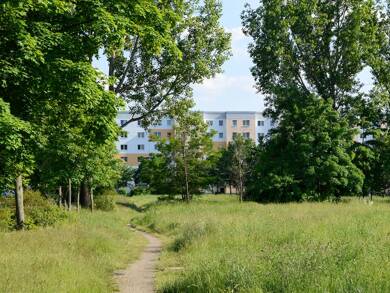 Wohnung zur Miete 439 € 4 Zimmer 72 m² 5. Geschoss frei ab 01.09.2025 Kauperstraße 9 Schmellwitz Cottbus 03044