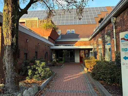 Büro zur Miete provisionsfrei 2.950 € 6 Zimmer 295 m² Bürofläche Claus-von-Stauffenberg-Weg 1 B Stade 21684