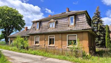 Haus zum Kauf 39.000 € 12 Zimmer 220 m² 706 m² Grundstück Bahnhofstraße 21B Berga Berga 06536