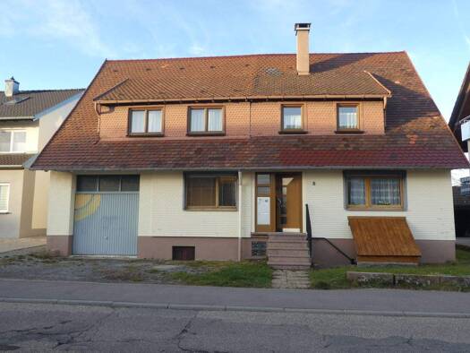 Einfamilienhaus zum Kauf 359.000 € 7 Zimmer 195 m² 1.657 m² Grundstück frei ab sofort Dobel 75335