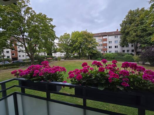 Wohnung zum Kauf provisionsfrei 215.000 € 2,5 Zimmer 71,5 m² Geschoss EG/3 Neu Schwachhausen Bremen 28213