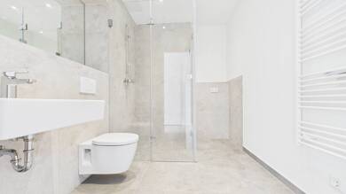 Wohnung zur Miete - Neubau 1.370 € 3 Zimmer 82,9 m² 2. Geschoss frei ab sofort Friedrich-Hirsch-Straße 9 Elsdorf Köln / Elsdorf 51145