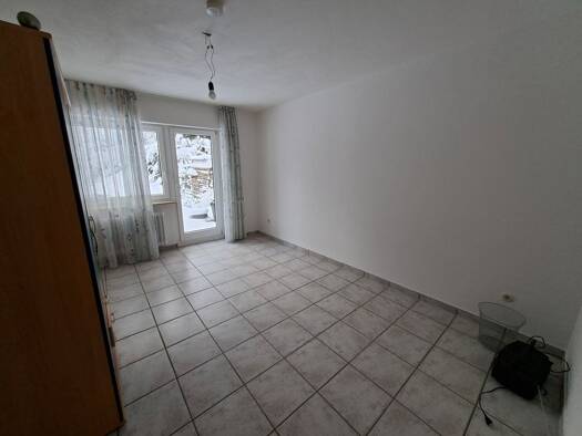 Wohnung zur Miete 400 € 2 Zimmer 50 m² 2 Geschosse frei ab sofort Bad Wildbad 75323