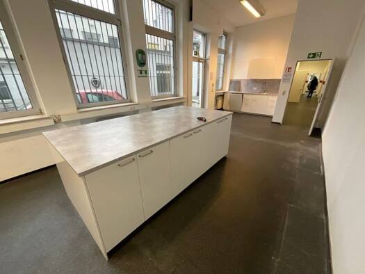 Bürogebäude zur Miete provisionsfrei 2.125 € 250 m² Bürofläche Thomasstr. 18-20 Mitte Dortmund 44135