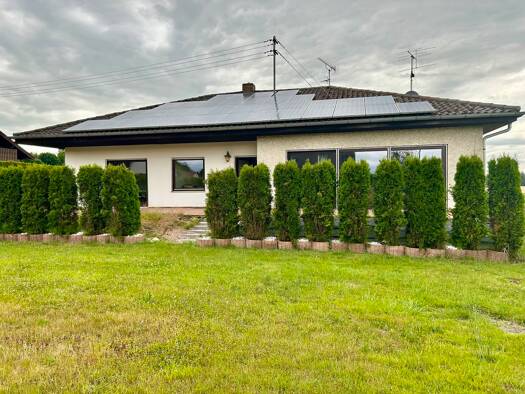 Einfamilienhaus zur Miete 1.600 € 5 Zimmer 160 m² 940 m² Grundstück frei ab 01.10.2025 Silheim Bibertal 89346