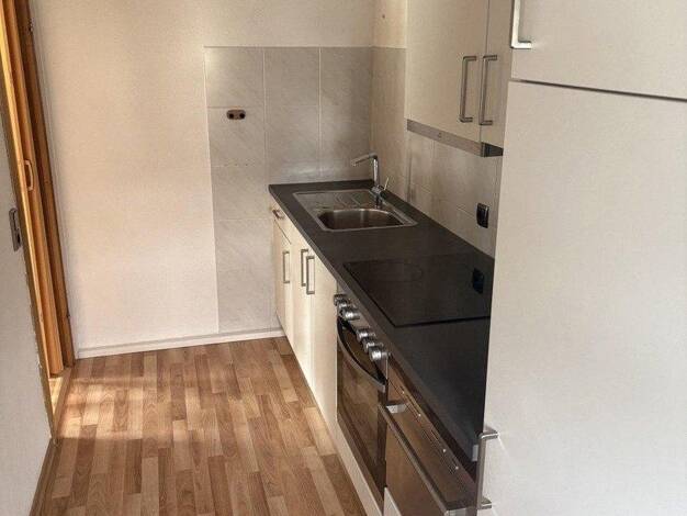 Wohnung zur Miete 650 € 2 Zimmer 56 m² 1. Geschoss Talstraße 4 Niederauroff Idstein 65510