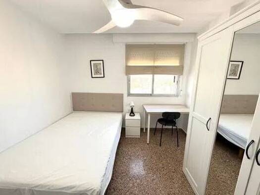 WG-Zimmer zur Miete 445 € 200 m² 15. Geschoss Avenida Del Doctor Waksman, 15 Valencia 46006