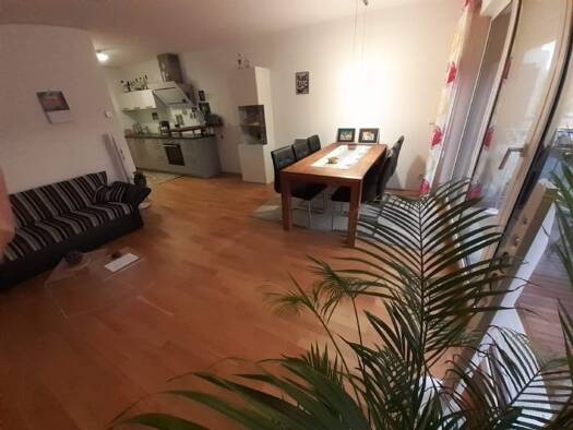 Wohnung zur Miete 1.050 € 2 Zimmer 59 m² Geschoss -1/2 frei ab sofort Peter Str.  33 St Peter Nürnberg 90478