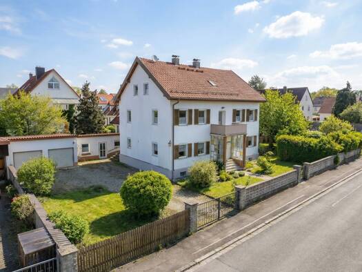 Einfamilienhaus zum Kauf 9 Zimmer 235 m² 799 m² Grundstück Haimhausen 85778