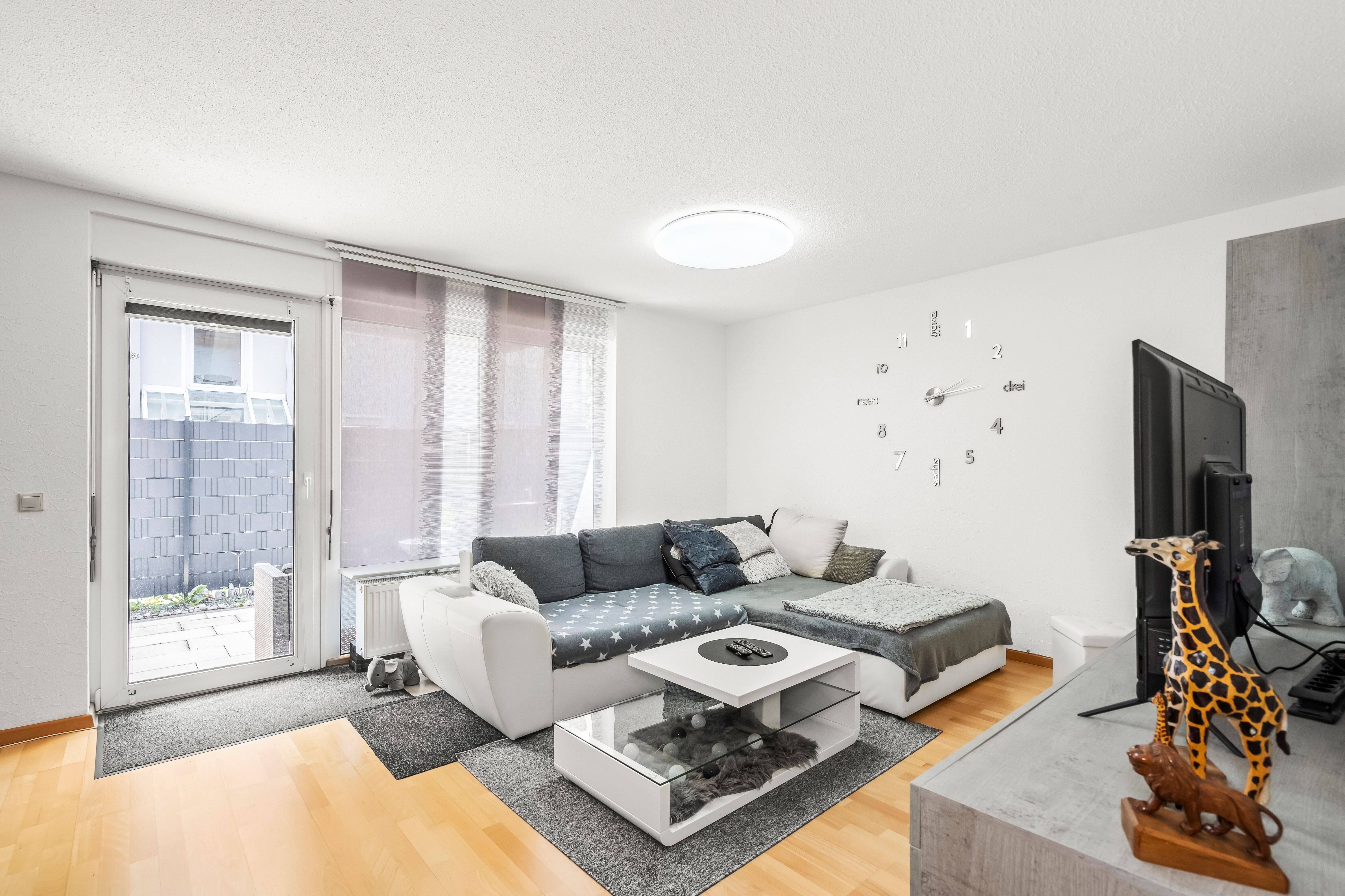 Property thumbnail 2