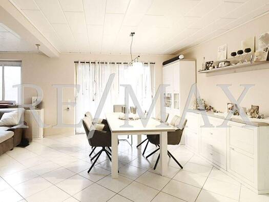 Wohnung zum Kauf 324.000 € 3 Zimmer 127 m² 1. Geschoss Wallrabenstein Hünstetten 65510