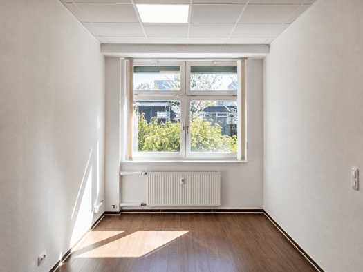 Praxis zur Miete provisionsfrei 13,50 € 86,6 m² Bürofläche Schlehenweg 30 Paunsdorf Ost 04329