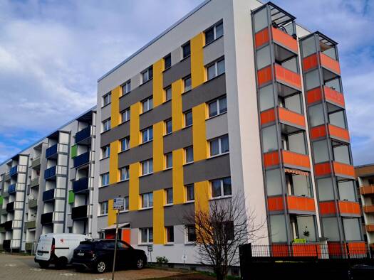 Wohnung zur Miete 350 € 3 Zimmer 87,7 m² EG Vyskover Straße 4 Döbeln Döbeln 04720