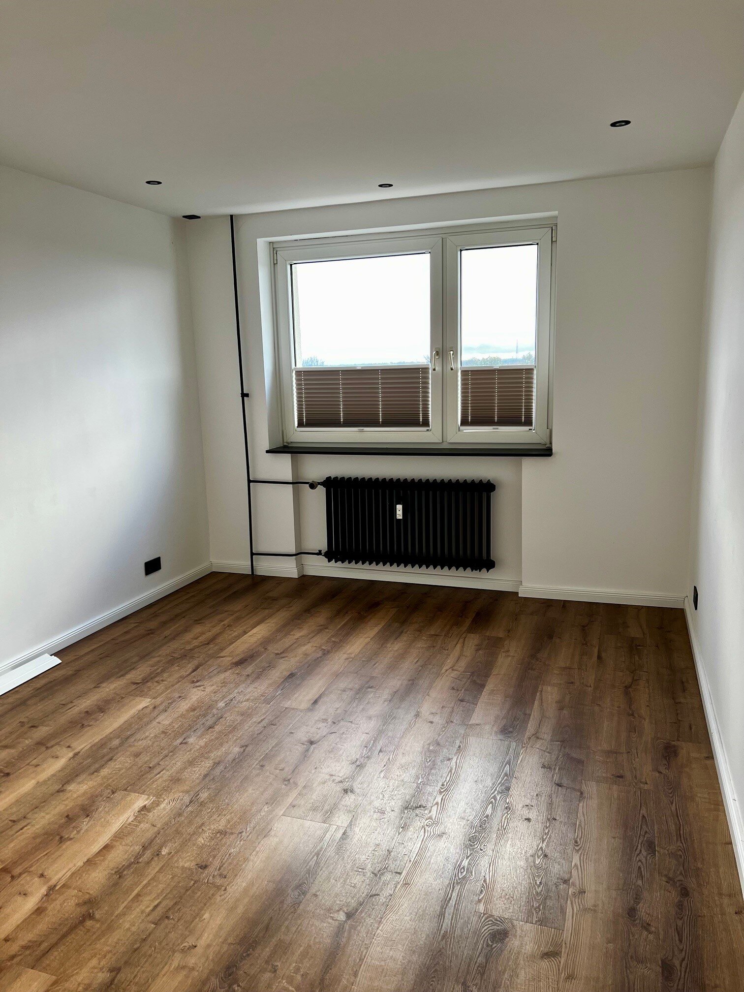 Wohnung zum Kauf provisionsfrei 179.000 € 2 Zimmer 60 m²<br/>Wohnfläche 5.<br/>Geschoss ab sofort<br/>Verfügbarkeit Henstedt-Ulzburg 24558