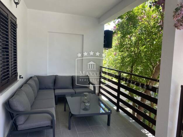 Einfamilienhaus zum Kauf 375.000 € 5 Zimmer 335 m² 247 m² Grundstück Starigrad 23244