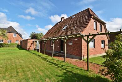 Einfamilienhaus zum Kauf 245.000 € 4 Zimmer 110 m² 1.097 m² Grundstück Husum Husum 25813