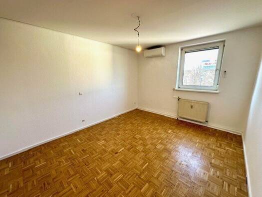 Wohnung zur Miete 1.046 € 3 Zimmer 90 m² 2. Geschoss Karlauerstraße Gries Graz 8020