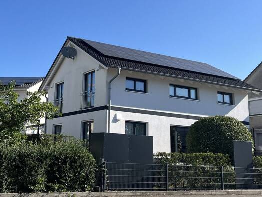 Einfamilienhaus zum Kauf provisionsfrei 829.000 € 4 Zimmer 134 m² 362 m² Grundstück frei ab 01.02.2027 Böhringen Radolfzell am Bodensee 78315
