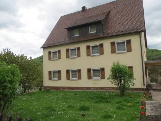 Wohnung zur Miete 790 € 4 Zimmer 90 m² Pegnitztalstr. 28 Hohenstadt Pommelsbrunn 91224