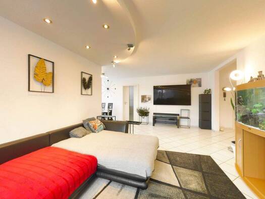 Wohnung zum Kauf 367.000 € 4 Zimmer 109 m² frei ab sofort Backnang 71522