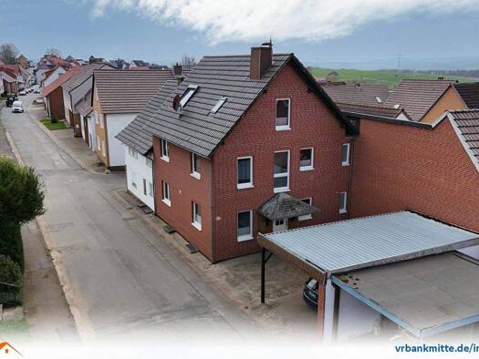 Doppelhaushälfte zum Kauf 149.000 € 5 Zimmer 141 m² 149 m² Grundstück frei ab sofort Breitenberg Duderstadt 37115