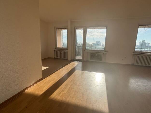 Wohnung zur Miete 729 € 1 Zimmer 55,9 m² 4. Geschoss frei ab 01.11.2026 Düsseldorfer Straße Barbaraviertel Neuss 41460