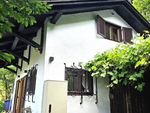 Haus zum Kauf 135.000 € 33 m² 1.477 m² Grundstück Aflenz 8621