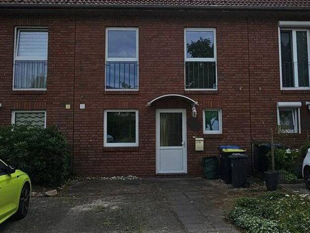 Reihenmittelhaus zur Miete 1.100 € 5 Zimmer 114 m² 240 m² Grundstück frei ab 01.10.2026 Rotenburg Rotenburg (Wümme) 27356