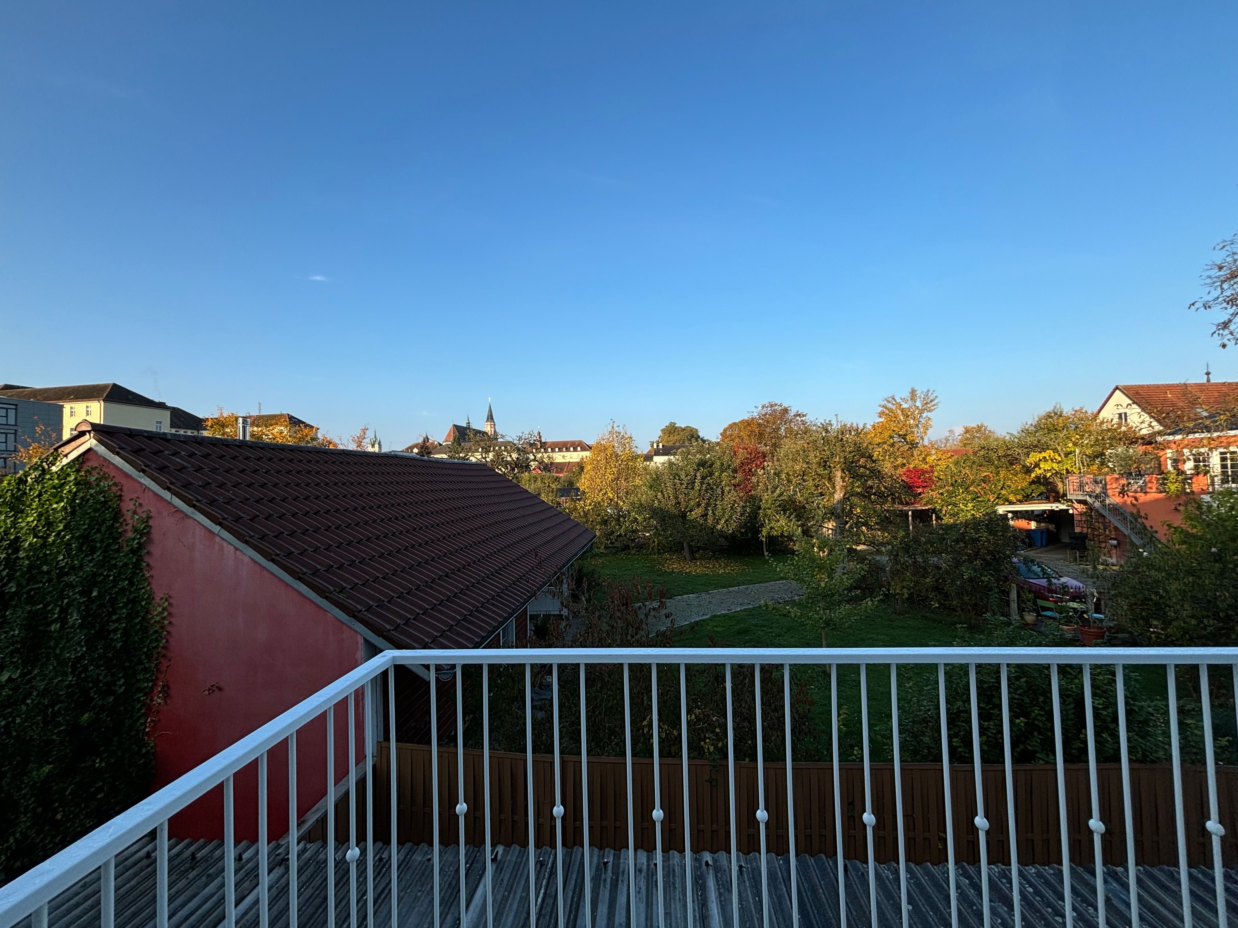 Reihenendhaus zur Miete 1.200 € 4 Zimmer 130 m²<br/>Wohnfläche 342 m²<br/>Grundstück ab sofort<br/>Verfügbarkeit Planungsbezirk 107 Straubing 94315