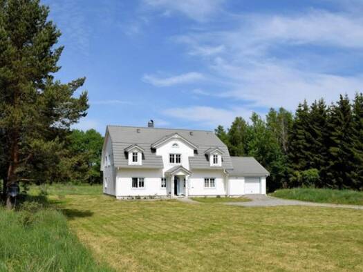 Einfamilienhaus zum Kauf 826.000 € 8 Zimmer 400 m² 90.000 m² Grundstück Säffle kommun 66191