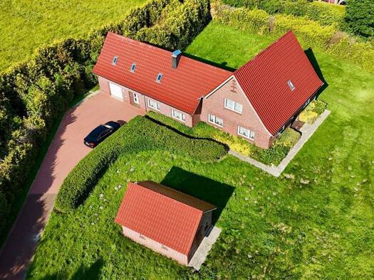 Einfamilienhaus zum Kauf 255.000 € 5 Zimmer 152 m² 16.520 m² Grundstück frei ab sofort Wiesens Aurich 26605