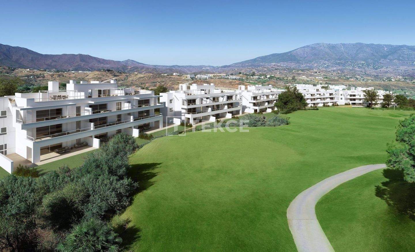 Meerblick-Wohnungen mit Großen Terrassen in Mijas Malaga
