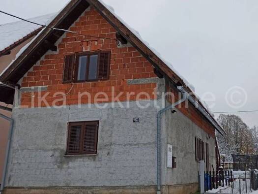 Haus zum Kauf 80.000 € 9 Zimmer 136 m² Saborsko