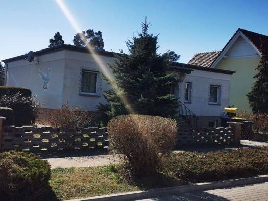 Einfamilienhaus zum Kauf 240.000 € 5 Zimmer 100 m² 1.461 m² Grundstück Gommern 39245