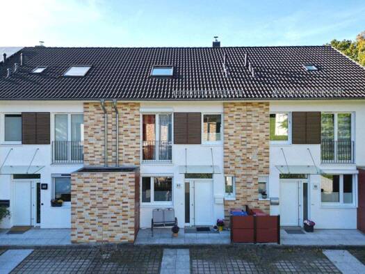 Reihenmittelhaus zum Kauf 599.000 € 5 Zimmer 118,1 m² 227,7 m² Grundstück Langenhorn Hamburg 22419