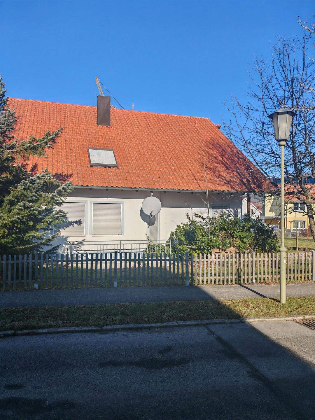Immobilie in Mössingen - Mehrgenerationshaus mit Doppelgarage - Bild 4