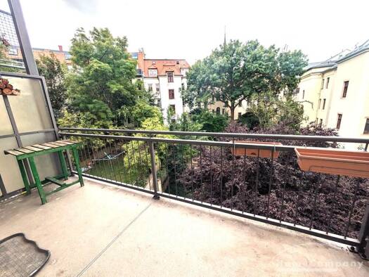 Wohnung zur Miete 1.075 € 3 Zimmer 68 m² 2. Geschoss frei ab 30.09.2027 Plauen Ortsamtsbereich Plauen 01187