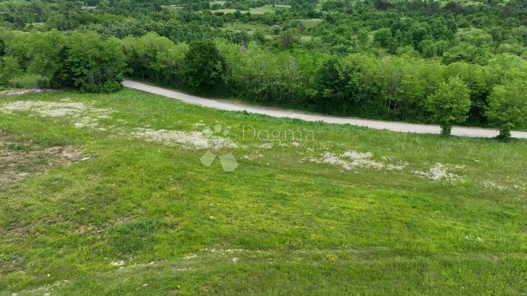 Land-/Forstwirtschaft zum Kauf 335.000 € Gracisce