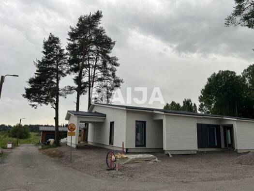Doppelhaushälfte zum Kauf 419.000 € 4 Zimmer 81 m² 884 m² Grundstück Kormuntaantie 13 Vantaa 01360