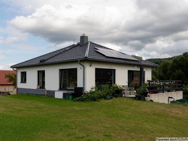 Einfamilienhaus zum Kauf 580.000 € 7,5 Zimmer 200 m² 3.120 m² Grundstück Rachlau Kubschütz 02627