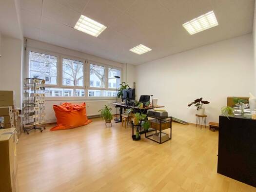 Büro zur Miete provisionsfrei 470 € 1 Zimmer 21,8 m² Bürofläche Zellerau Würzburg 97082