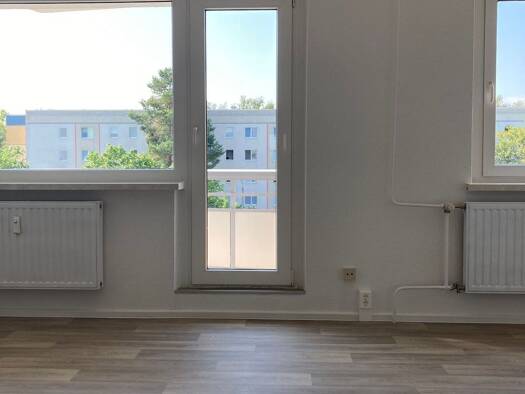 Wohnung zur Miete 335 € 2 Zimmer 56,8 m² 4. Geschoss Lindemannstraße 4 Gotha Gotha 99867