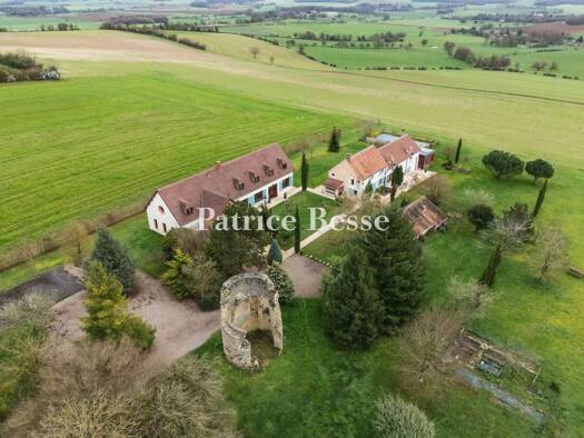 Bauernhaus zum Kauf 650.000 € 12 Zimmer 618 m² 13.061 m² Grundstück Cosne-Cours-sur-Loire 58200