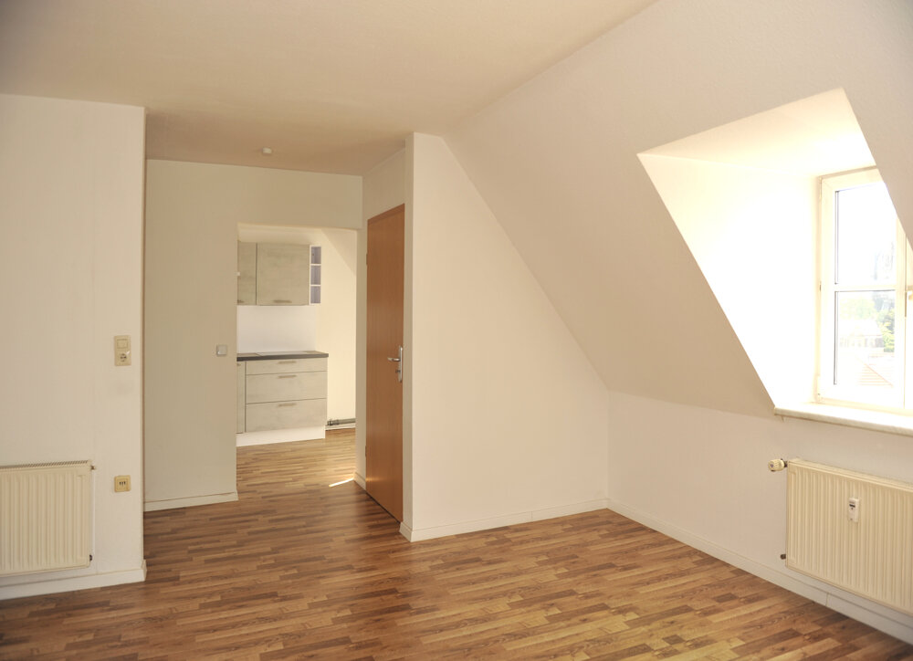 Wohnung zur Miete 500 € 2 Zimmer 58,6 m²<br/>Wohnfläche 5.<br/>Geschoss ab sofort<br/>Verfügbarkeit Dr.-Friedrichs-Ring 21a Mitte - Nord 122 Zwickau 08056